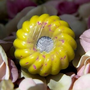 Funfetti yogurt soap 5-6oz